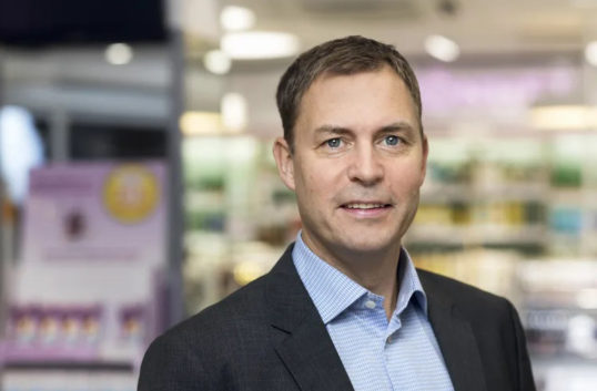 Kronans apotek tar nya andelar på nätet