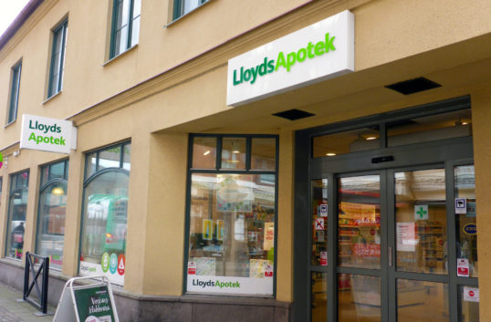 Lloyds apotek köpt av europeisk apoteksjätte