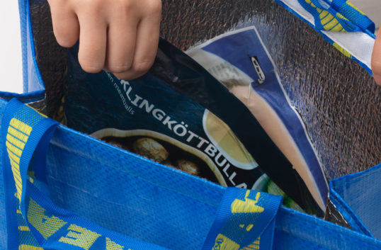 Nu säljer Ikea även mat och dryck online