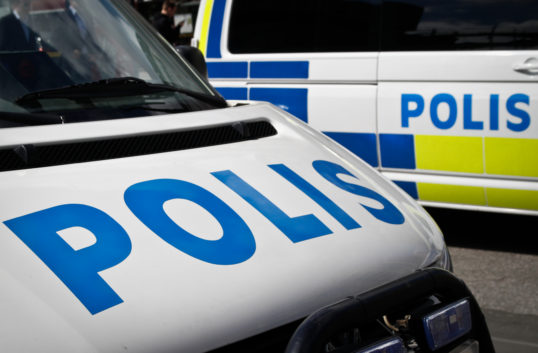 En Ica-handlare i Uppsala anmärker på att man inte får ett ja till tillträdesförbud för en notorisk tjuv som stulit i butiken regelbundet flera år.