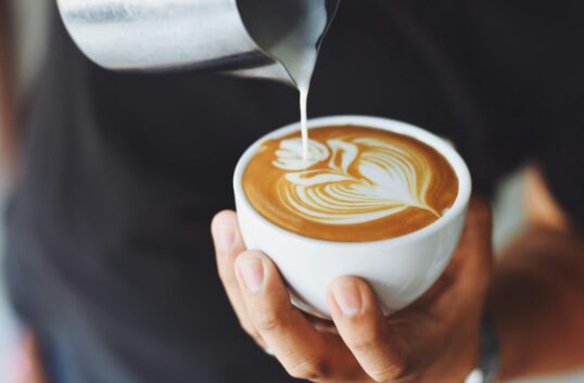 Kaffe blir dyrare i maj 2025 – orsaker och effekter på marknaden